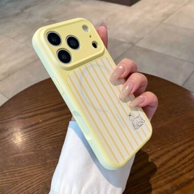 Striped Afghan hound magnetic liquid silicone iPhone 17 Pro case