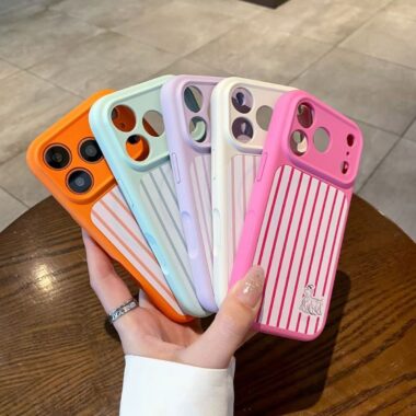 Striped Afghan hound magnetic liquid silicone iPhone 17 Pro case