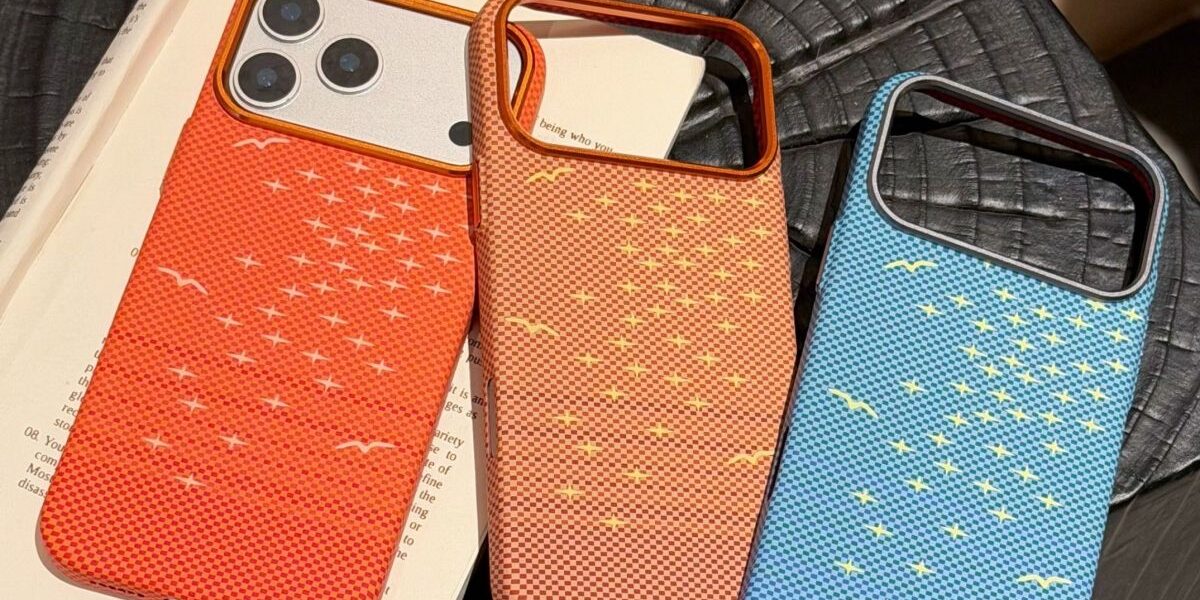 Carbon fiber texture magnetic fashion iPhone 17 series case