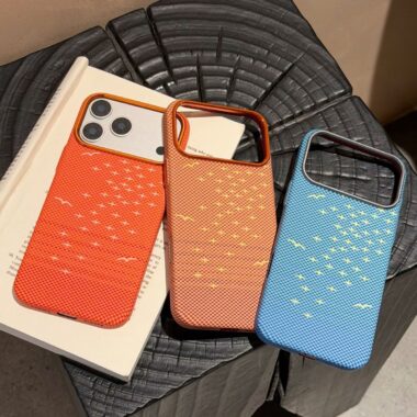 Carbon fiber texture magnetic fashion iPhone 17 series case