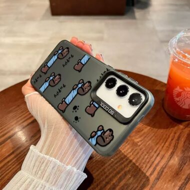 Silver cartoon dachshund shockproof Samsung S25 Ultra case