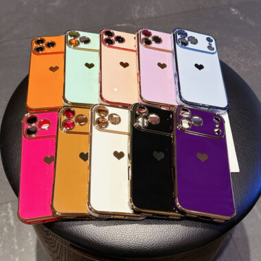Cute gold heart soft TPU shockproof iPhone 17 case