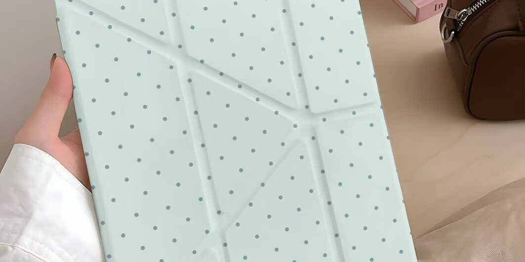 Green polka dot Y fold shockproof iPad case