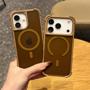 Four corner shockproof magnetic frosted iPhone 17 hard case