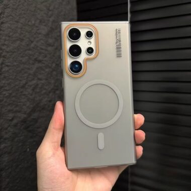 Soft-touch frosted magnetic Samsung S24 Ultra phone case