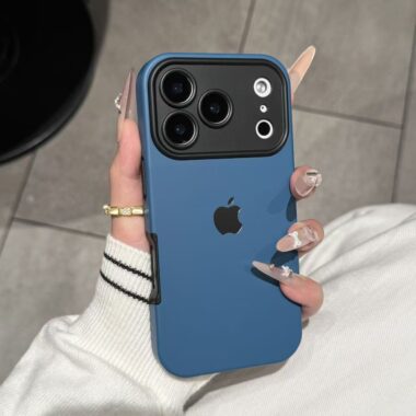 Solid color soft-touch matte dual-layer shockproof iPhone 17 case