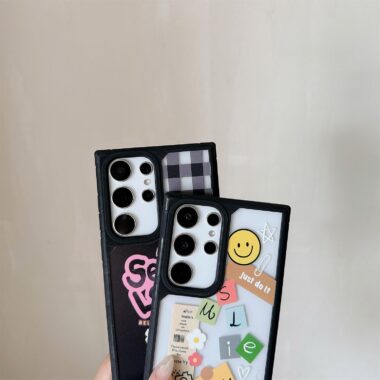 Checker smiley label hard Samsung phone case