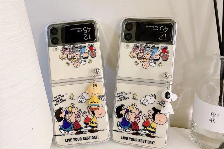 Cute Snoopy full cover shockproof Samsung Z Flip case