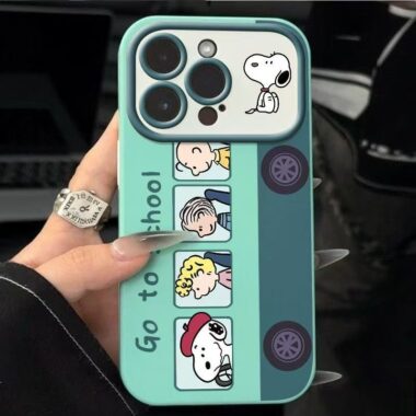 Cute cartoon Snoopy full cover shockproof iPhone 17 case