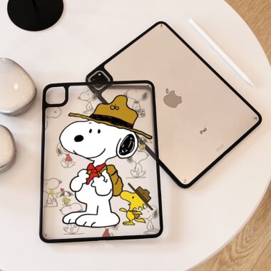 Cartoon Snoopy shockproof clear acrylic iPad case
