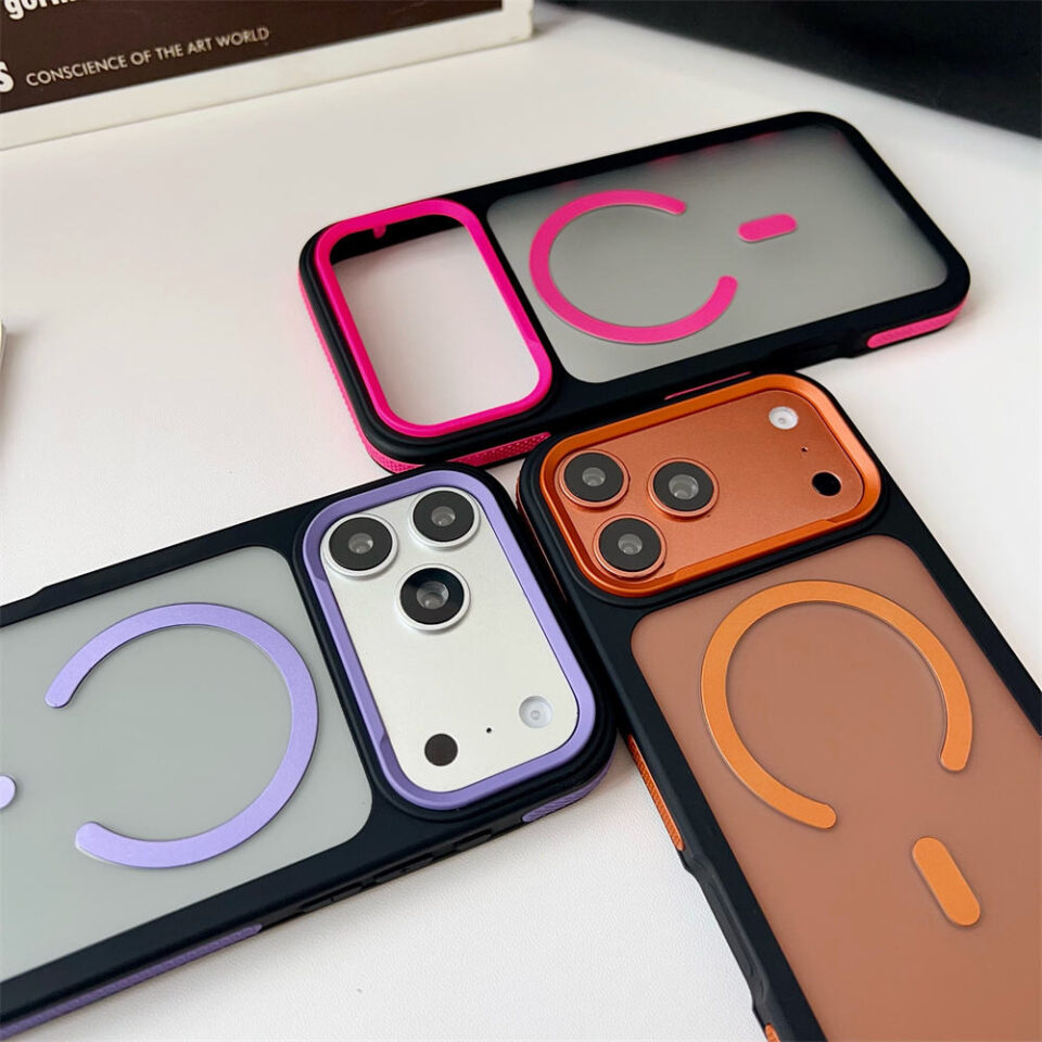 Luxury soft-touch magnetic frosted clear iPhone 17 case