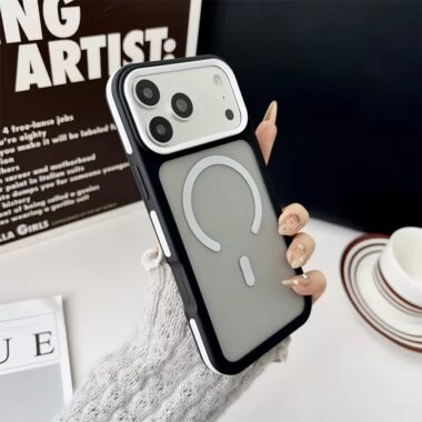 Luxury soft-touch magnetic frosted clear iPhone 17 case