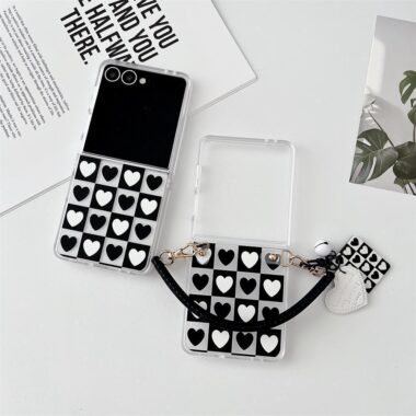 Clear heart bracelet shockproof Samsung Z Flip6 phone case