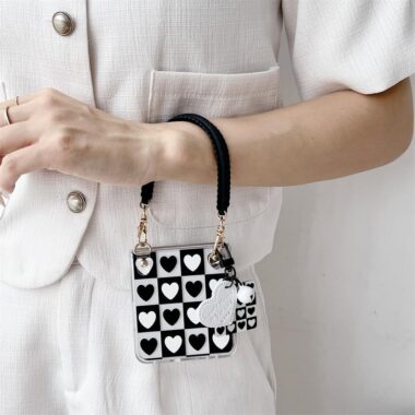 Clear heart bracelet shockproof Samsung Z Flip6 phone case