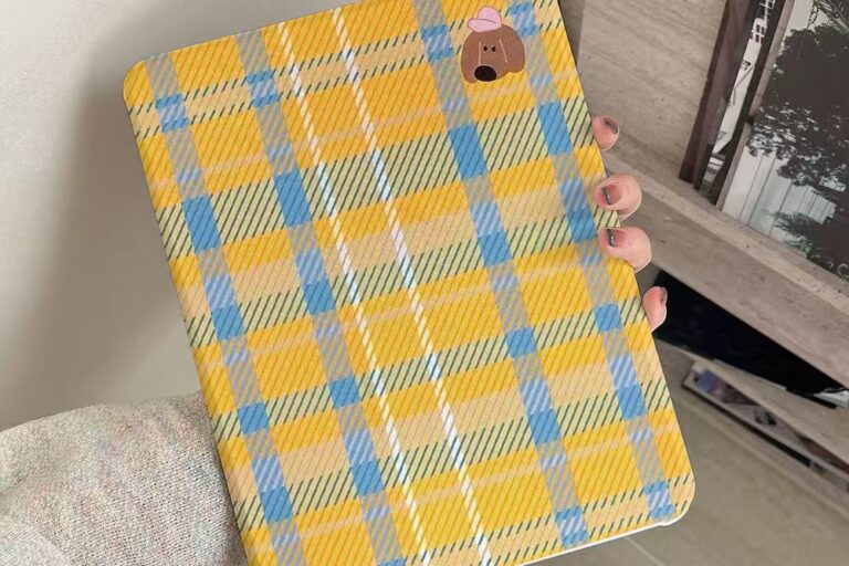 Cartoon yellow plaid dachshund 360 rotating iPad case